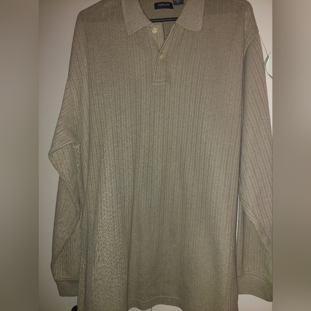 NWOT -Arrow Men's Sweater